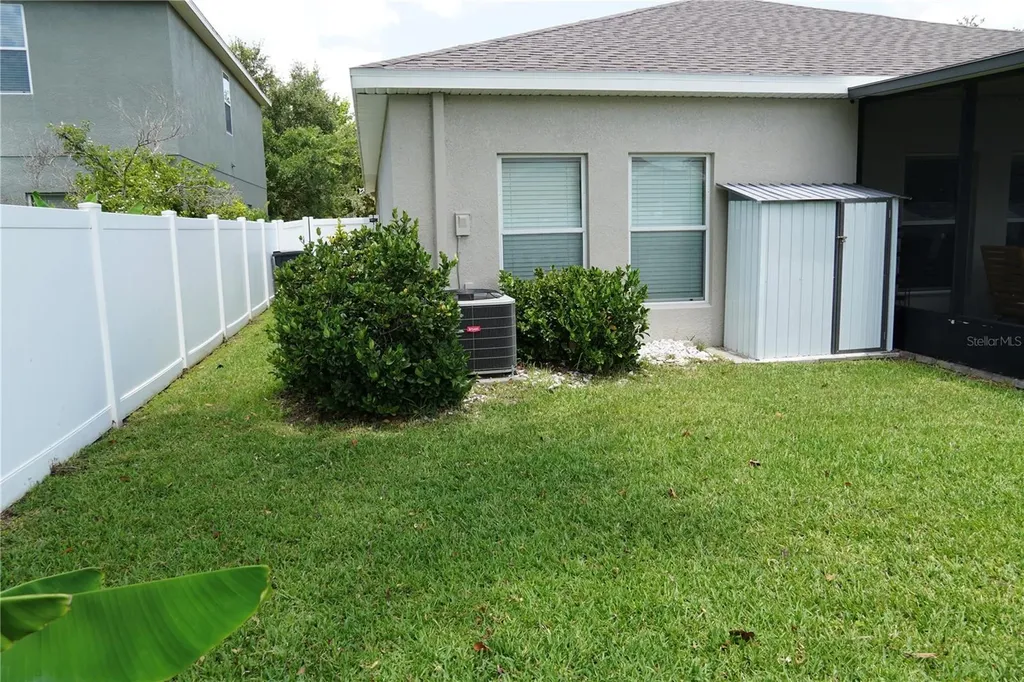 2802 Winglewood Circle Lutz FL 33558