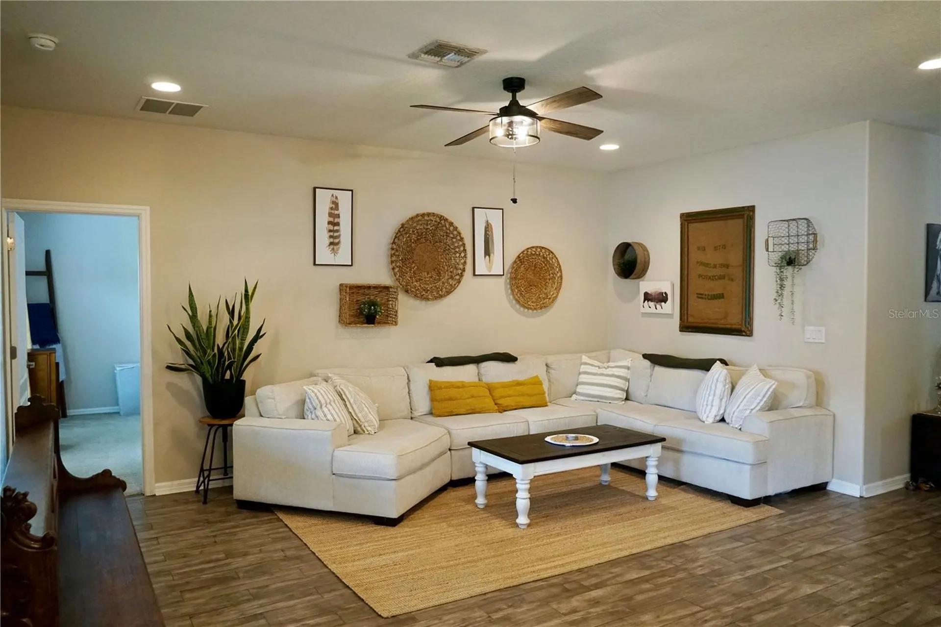 2802 Winglewood Circle Lutz FL 33558