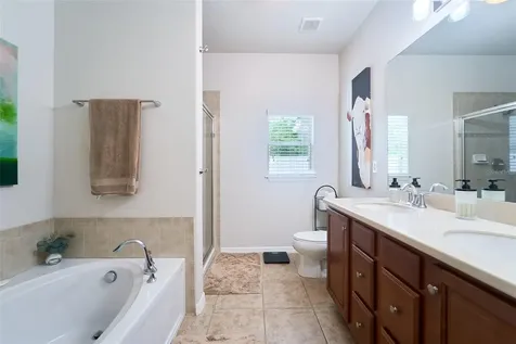 2802 Winglewood Circle Lutz FL 33558