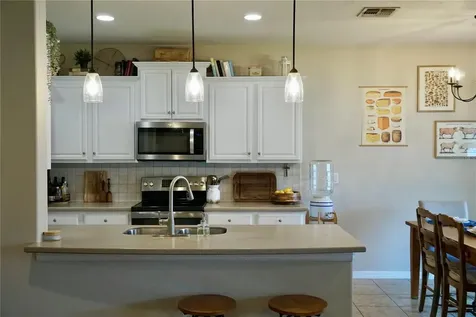 2802 Winglewood Circle Lutz FL 33558