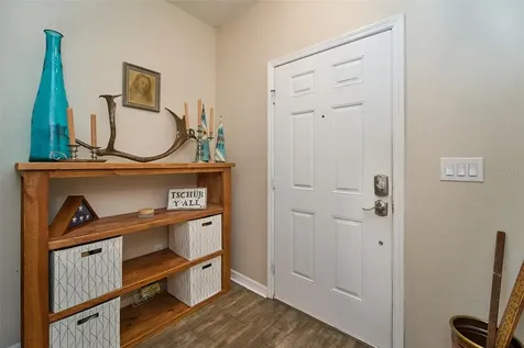 2802 Winglewood Circle Lutz FL 33558