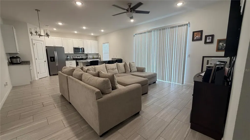408 Cierra Oaks Circle Lady Lake FL 32159
