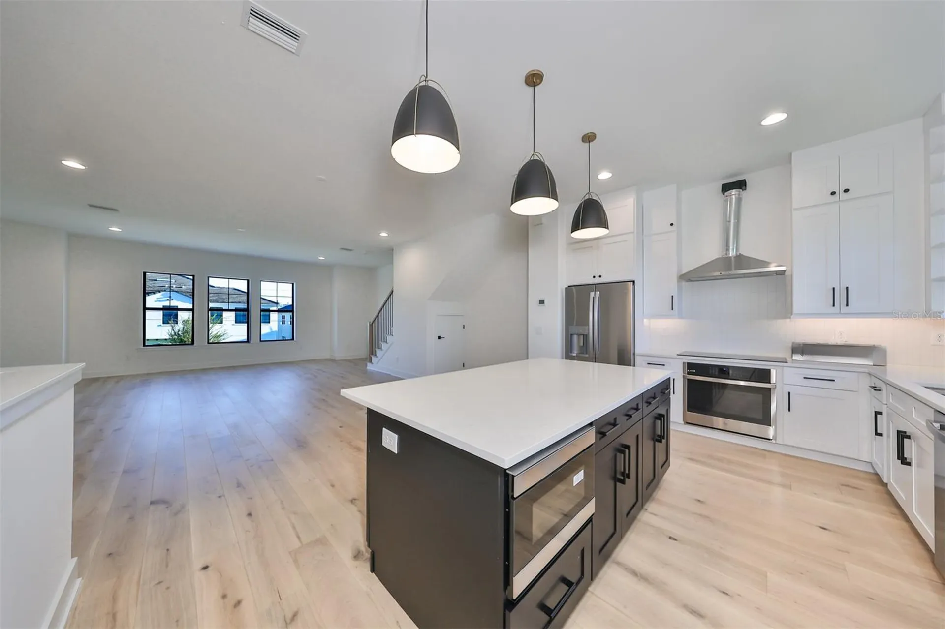 4324 W Gray Street Tampa FL 33609