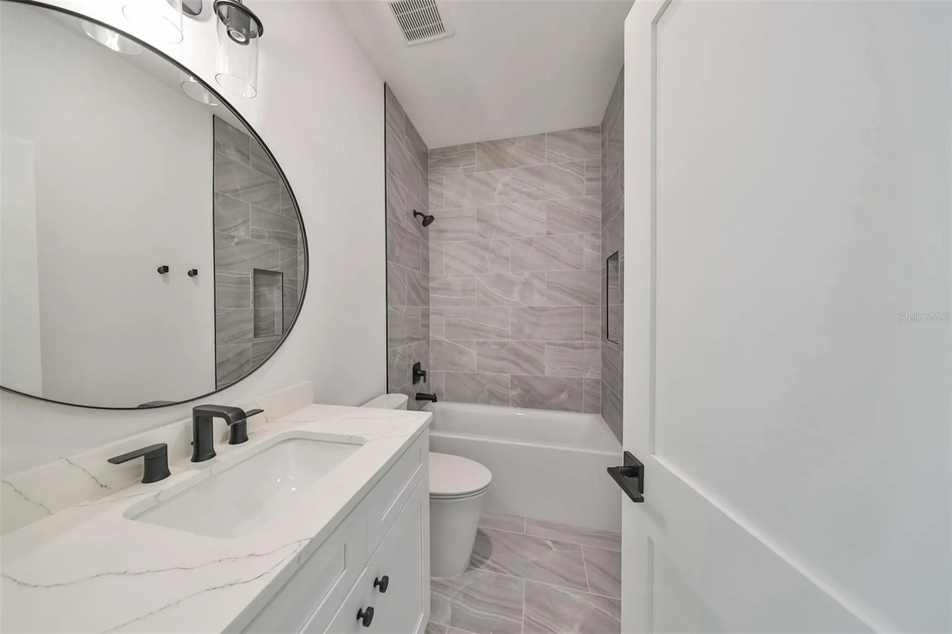4324 W Gray Street Tampa FL 33609