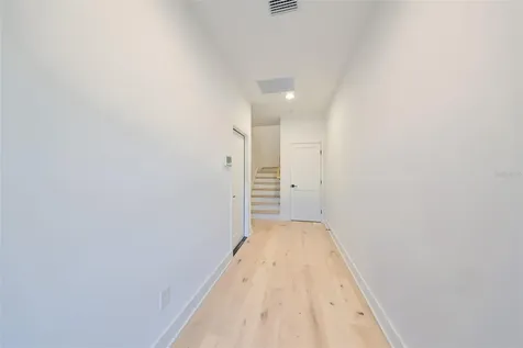 4324 W Gray Street Tampa FL 33609