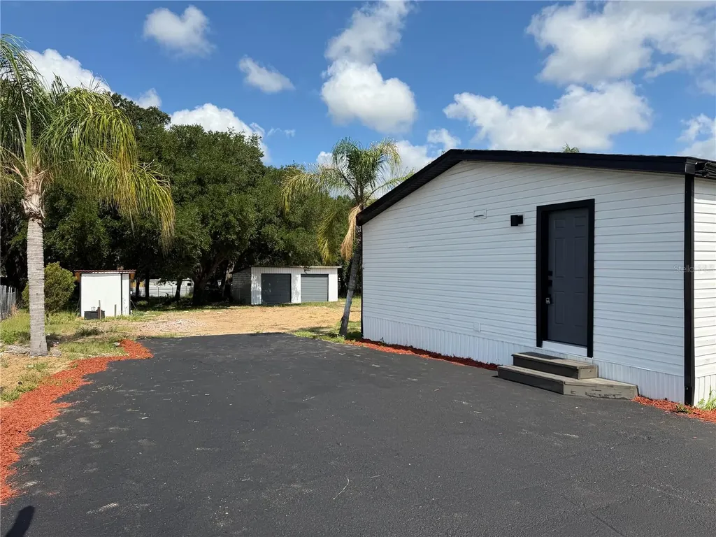 3609 Fdc Grove Road Davenport FL 33837