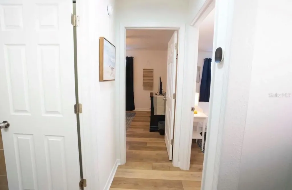 1812 Poinsettia Avenue Tarpon Springs FL 34689