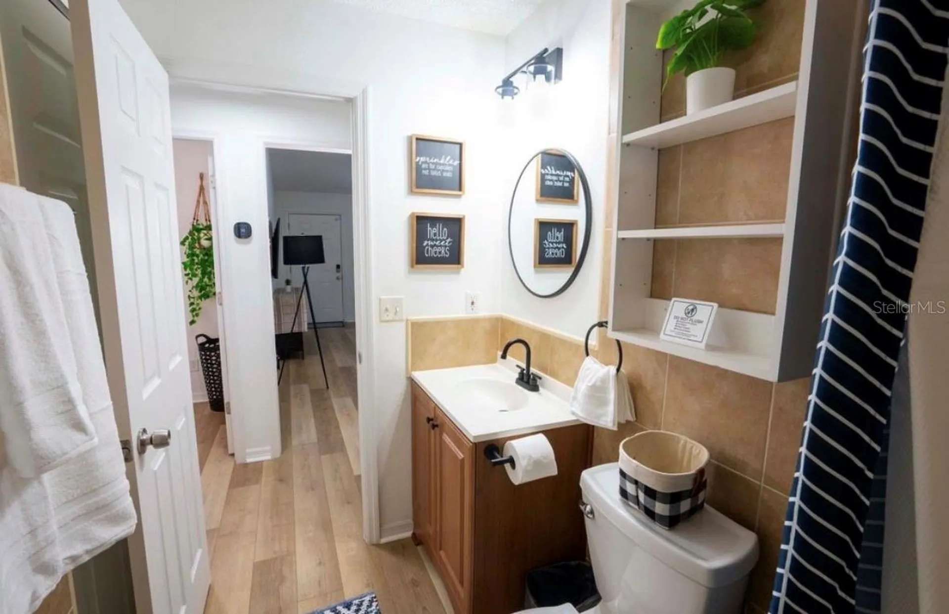 1812 Poinsettia Avenue Tarpon Springs FL 34689