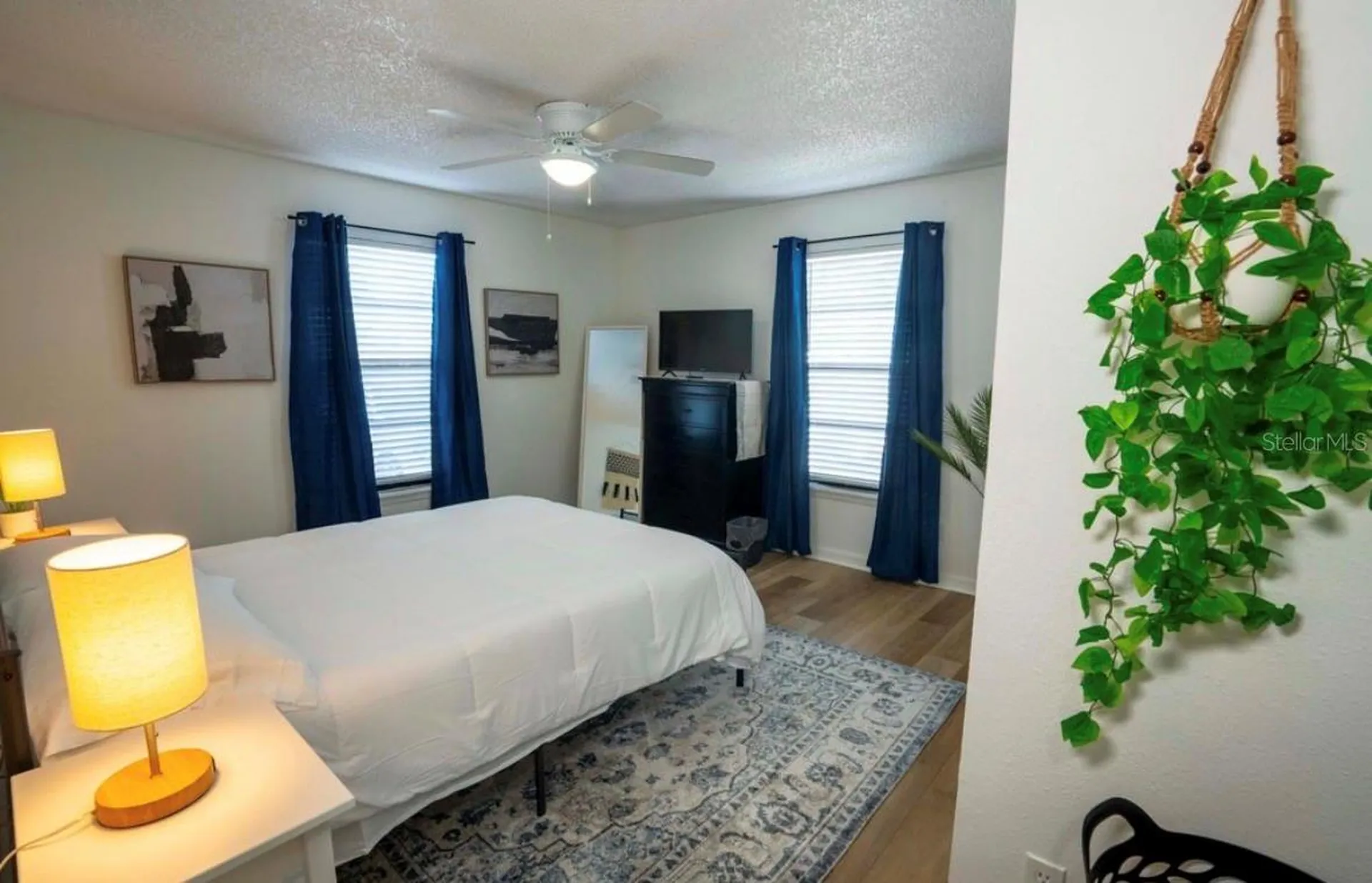 1812 Poinsettia Avenue Tarpon Springs FL 34689
