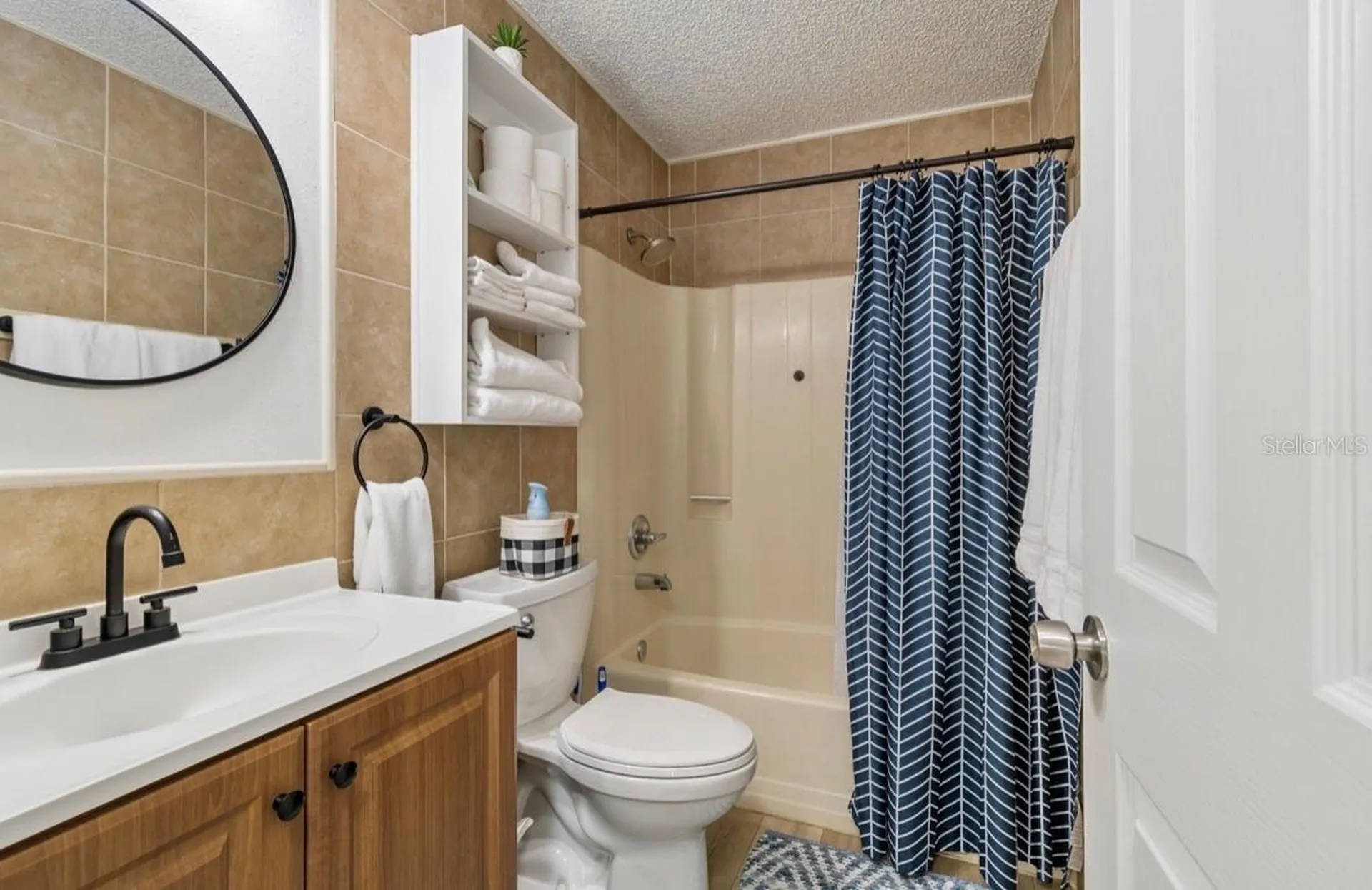 1812 Poinsettia Avenue Tarpon Springs FL 34689