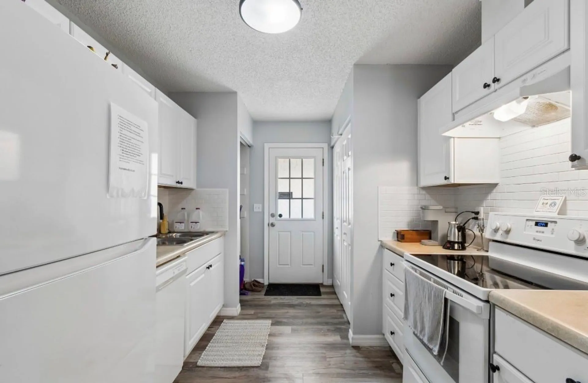 1812 Poinsettia Avenue Tarpon Springs FL 34689