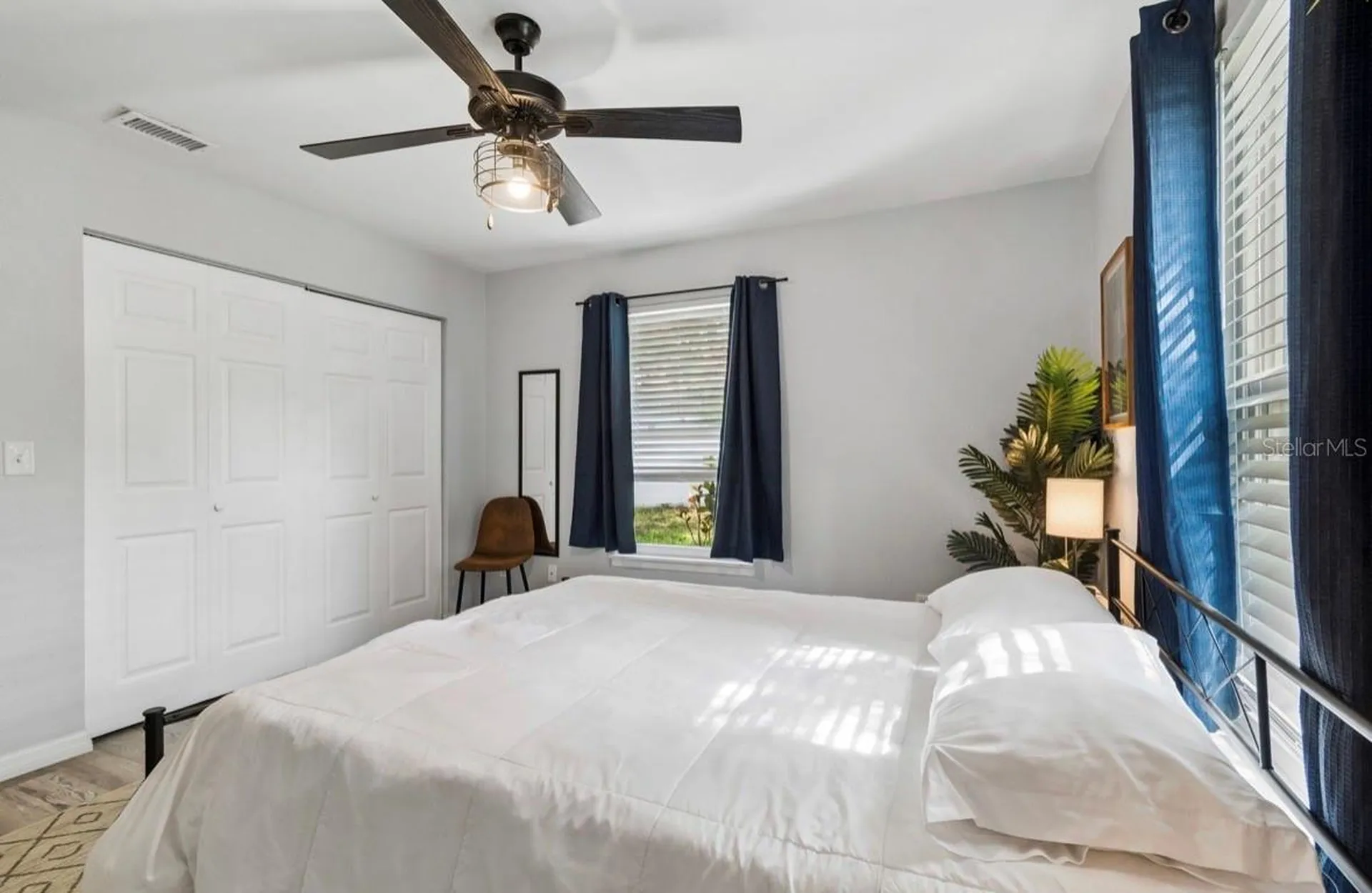 1812 Poinsettia Avenue Tarpon Springs FL 34689