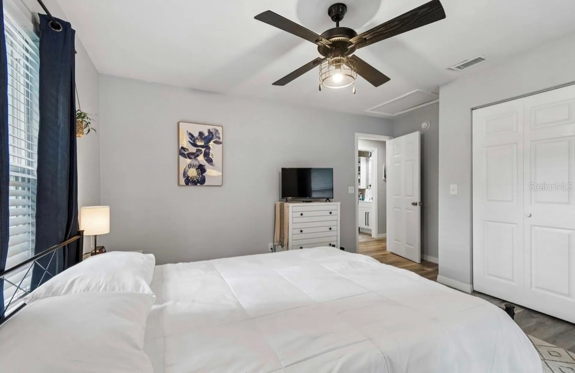 1812 Poinsettia Avenue Tarpon Springs FL 34689