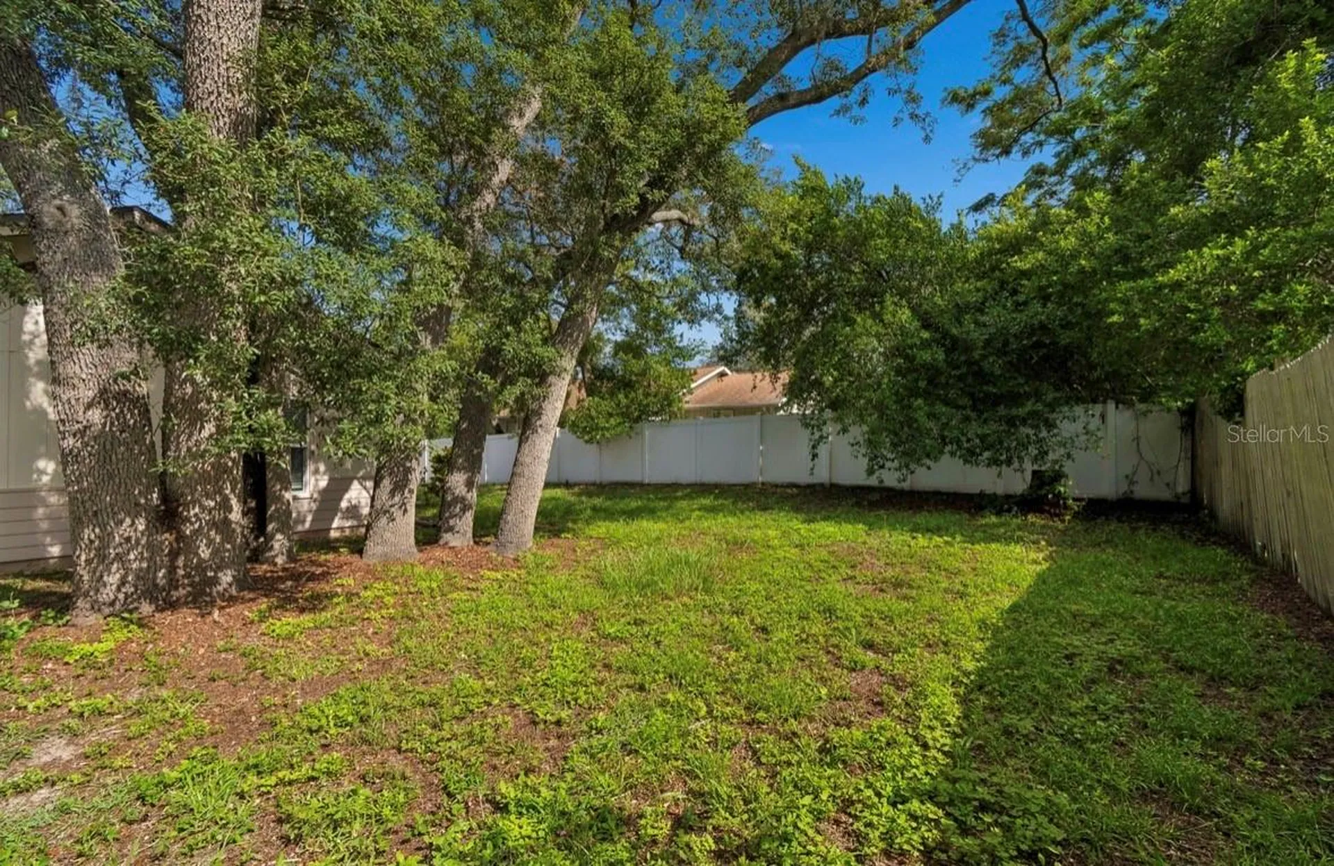 1812 Poinsettia Avenue Tarpon Springs FL 34689