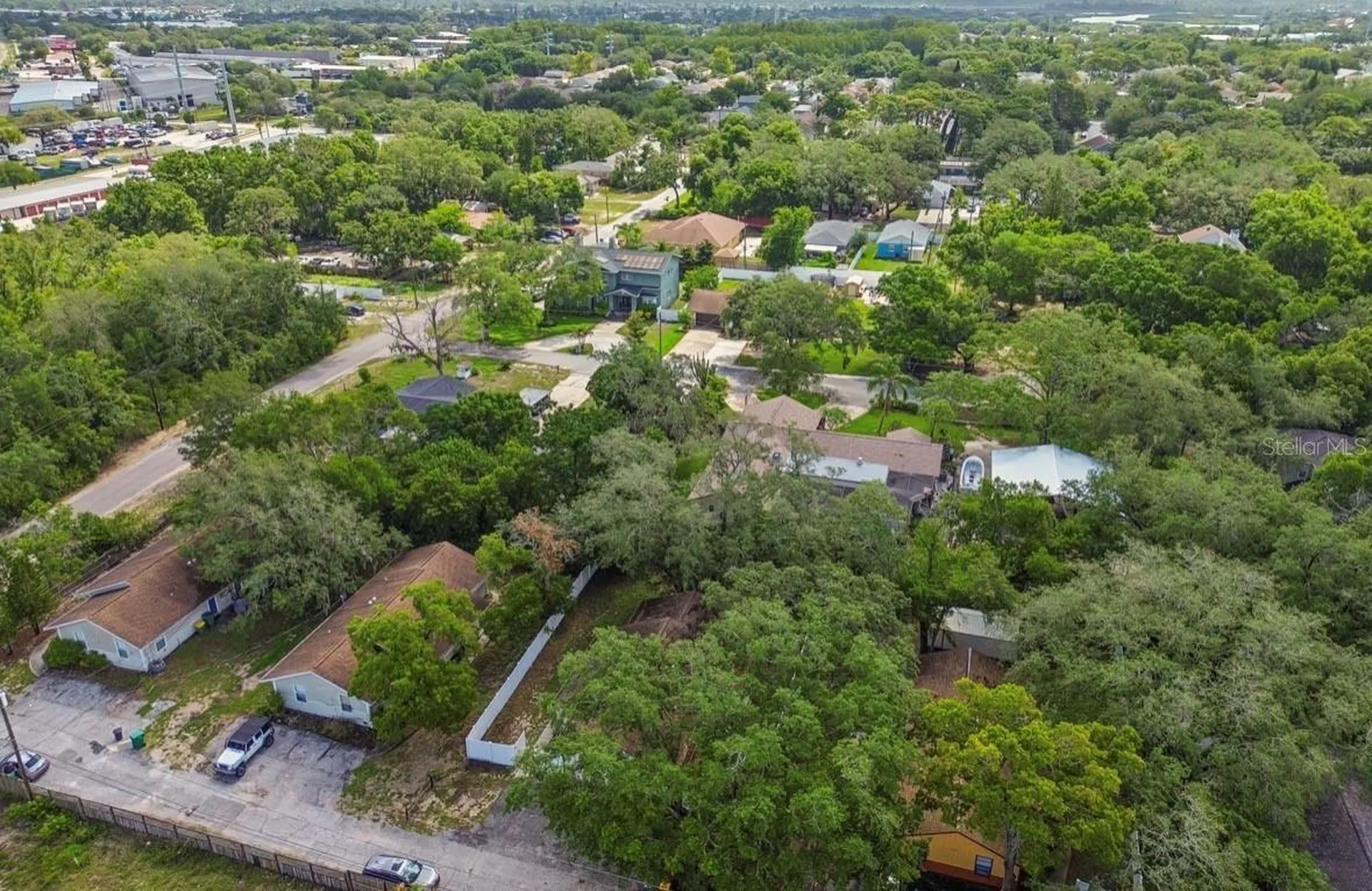 1812 Poinsettia Avenue Tarpon Springs FL 34689