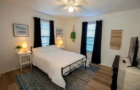 1812 Poinsettia Avenue Tarpon Springs FL 34689