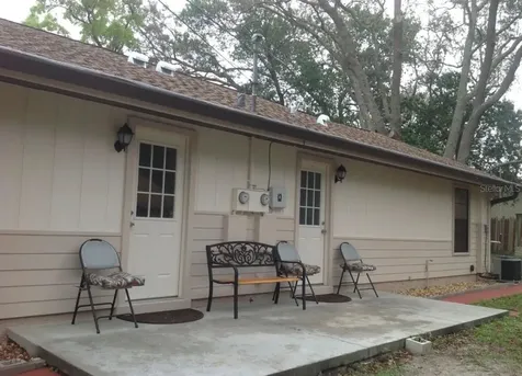 1812 Poinsettia Avenue Tarpon Springs FL 34689