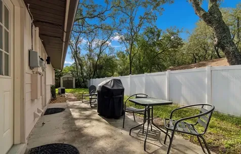 1812 Poinsettia Avenue Tarpon Springs FL 34689
