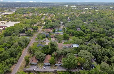 1812 Poinsettia Avenue Tarpon Springs FL 34689