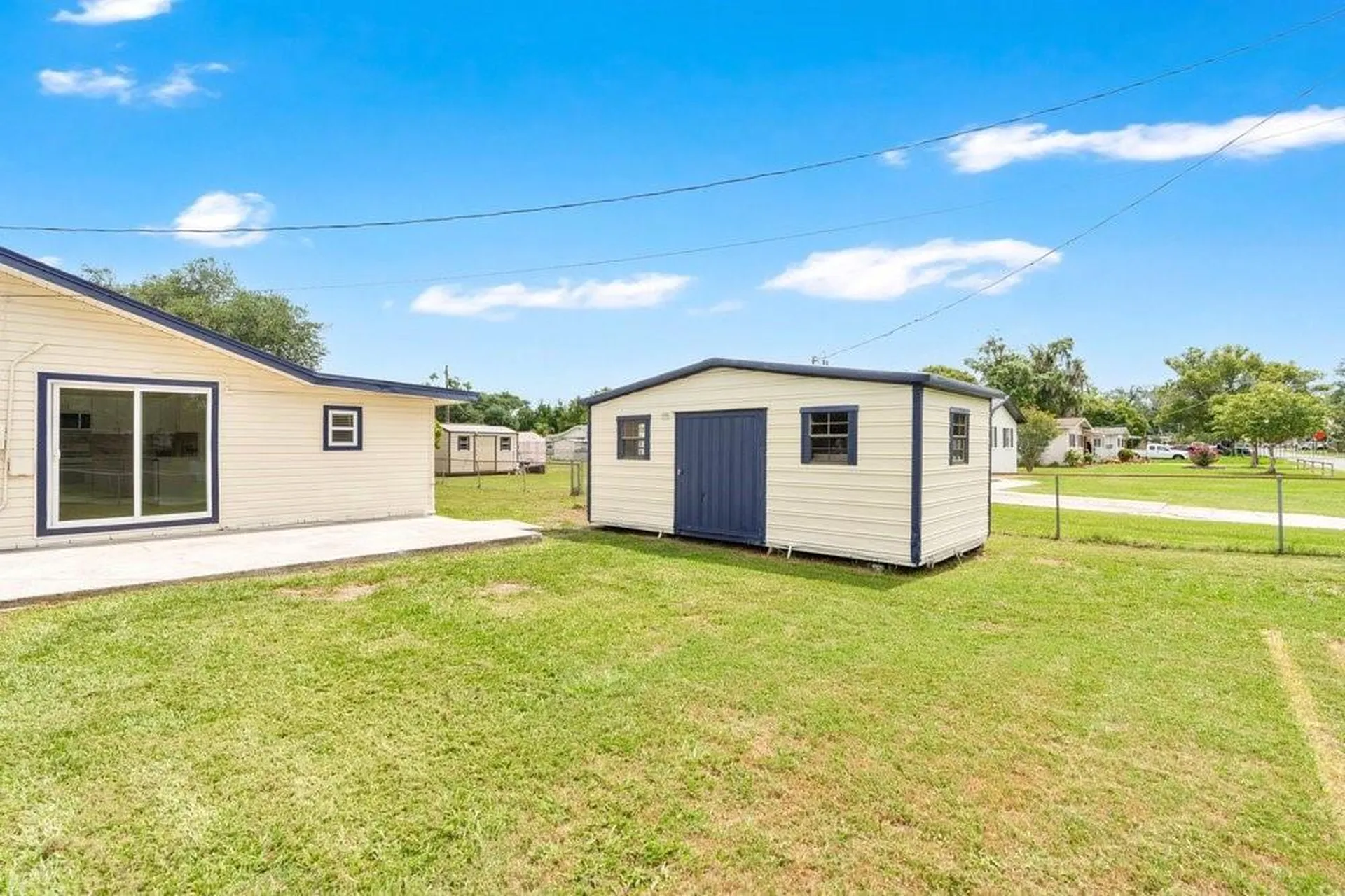 1502 N Bracewell Drive Plant City FL 33563