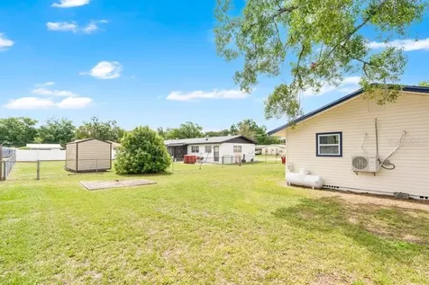 1502 N Bracewell Drive Plant City FL 33563