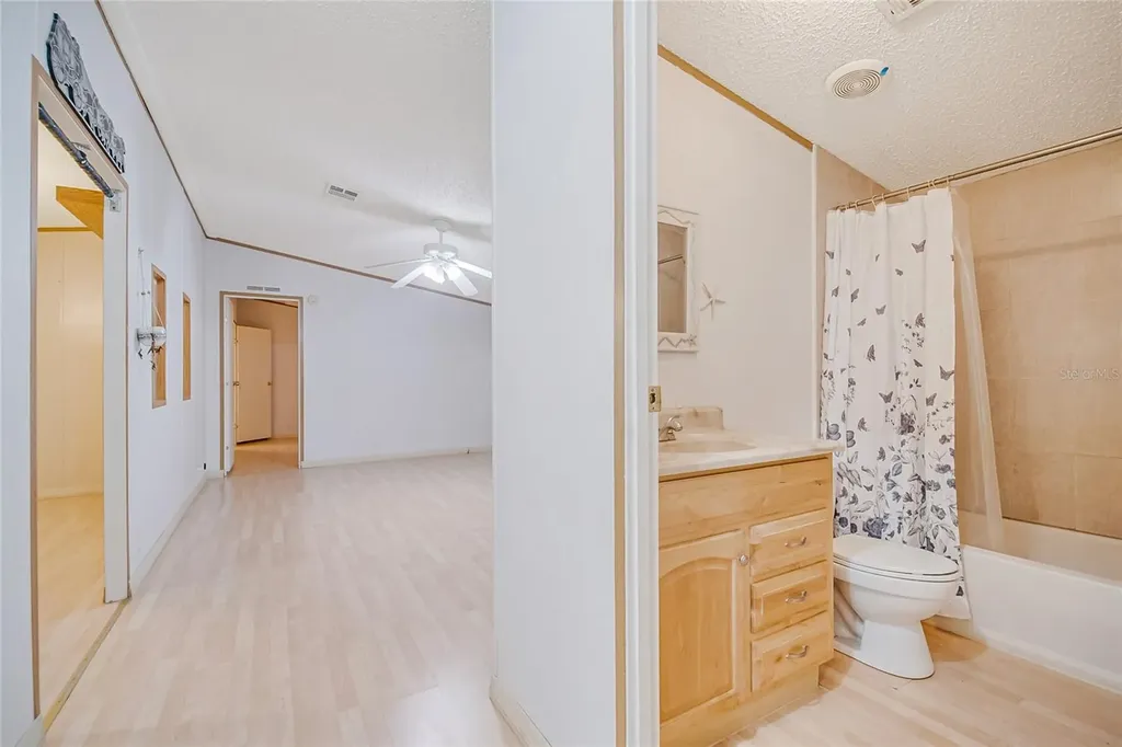 18240 Lynbrook Road Orlando FL 32820