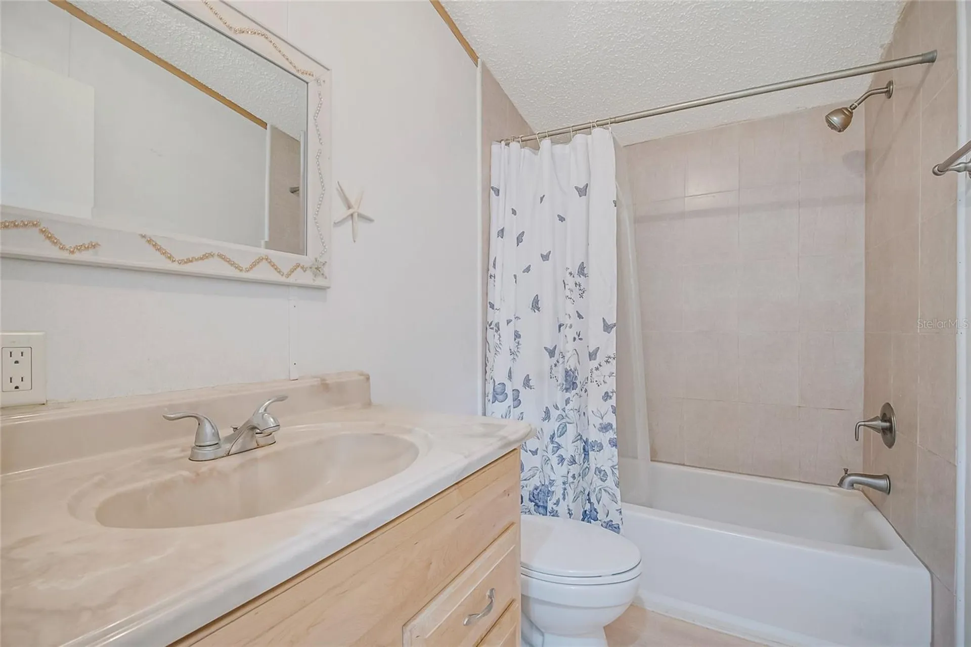 18240 Lynbrook Road Orlando FL 32820