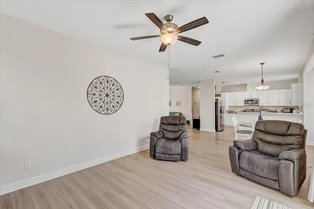 7314 Madrid Road Weeki Wachee FL 34613