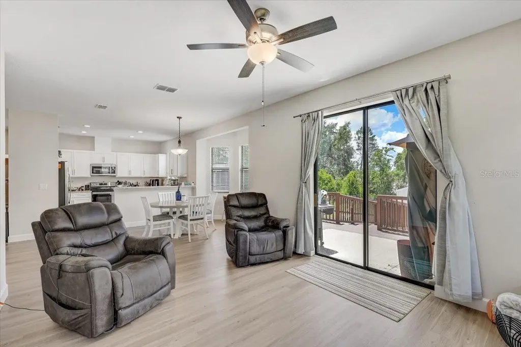 7314 Madrid Road Weeki Wachee FL 34613