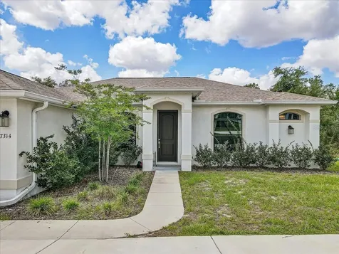 7314 Madrid Road Weeki Wachee FL 34613