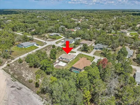 7314 Madrid Road Weeki Wachee FL 34613
