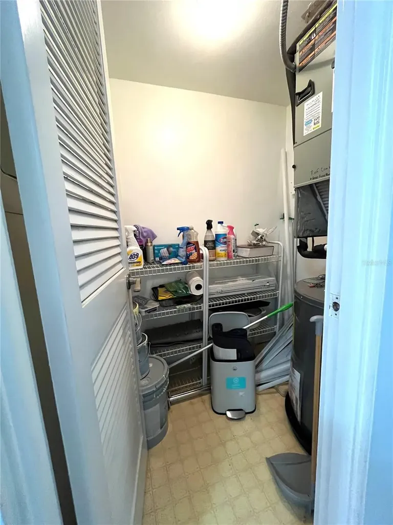 8651 10th Street N St Petersburg FL 33702
