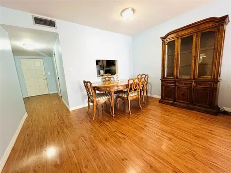 8651 10th Street N St Petersburg FL 33702