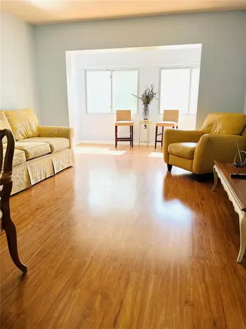 8651 10th Street N St Petersburg FL 33702