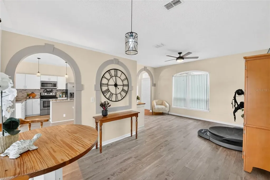 2020 Thisbe Avenue SE Palm Bay FL 32909