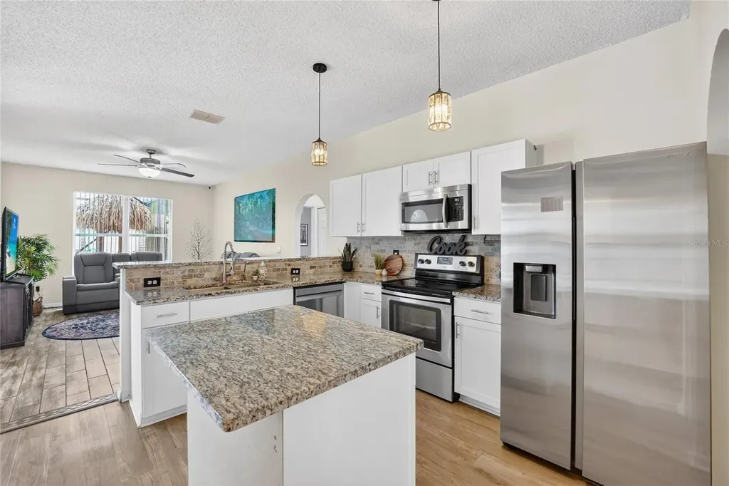 2020 Thisbe Avenue SE Palm Bay FL 32909