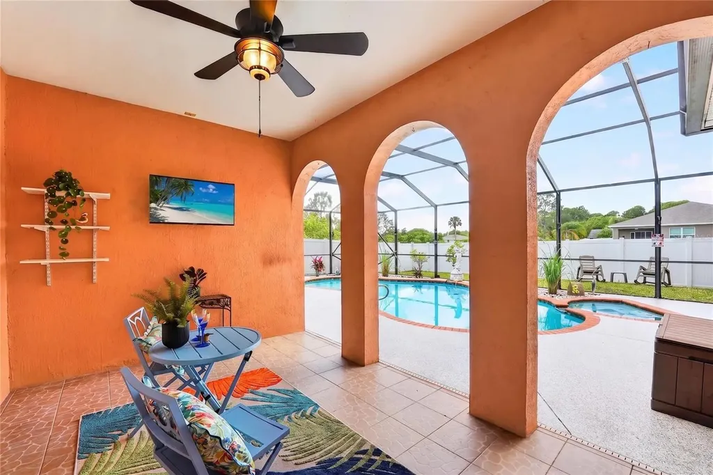 2020 Thisbe Avenue SE Palm Bay FL 32909