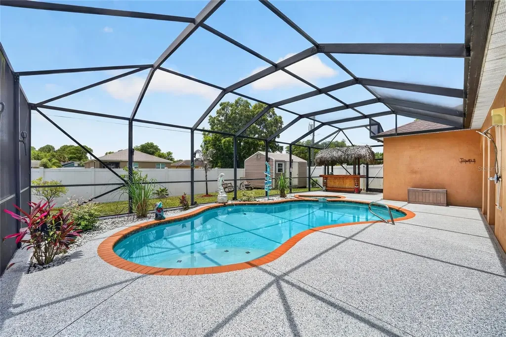 2020 Thisbe Avenue SE Palm Bay FL 32909