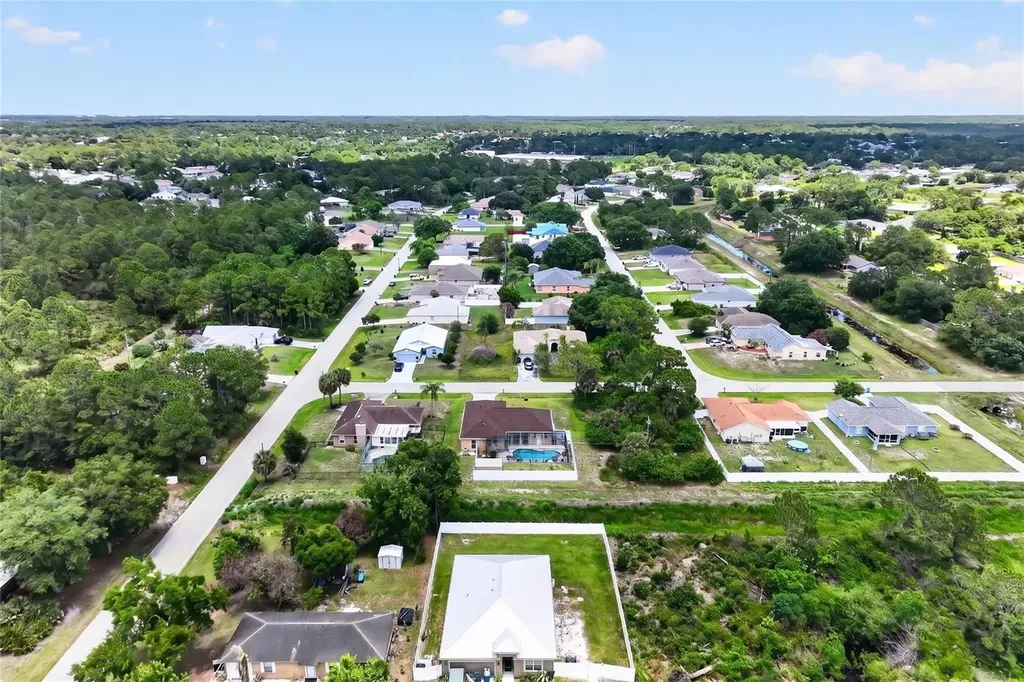 2020 Thisbe Avenue SE Palm Bay FL 32909