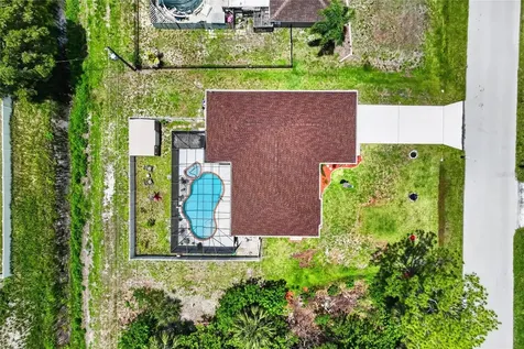 2020 Thisbe Avenue SE Palm Bay FL 32909