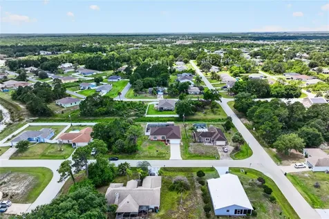 2020 Thisbe Avenue SE Palm Bay FL 32909