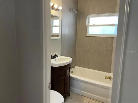 320 W Graves Avenue Orange City FL 32763