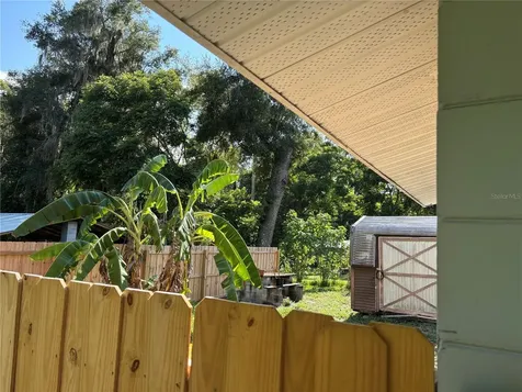 320 W Graves Avenue Orange City FL 32763