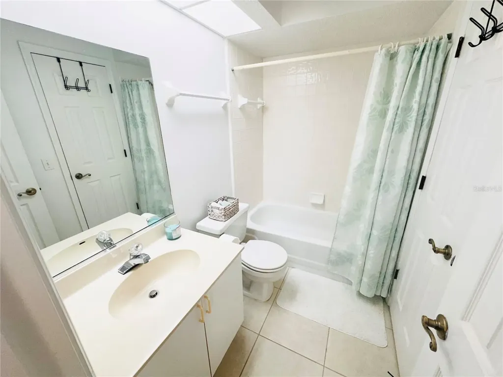961 S Lakewood Terrace Port Orange FL 32127