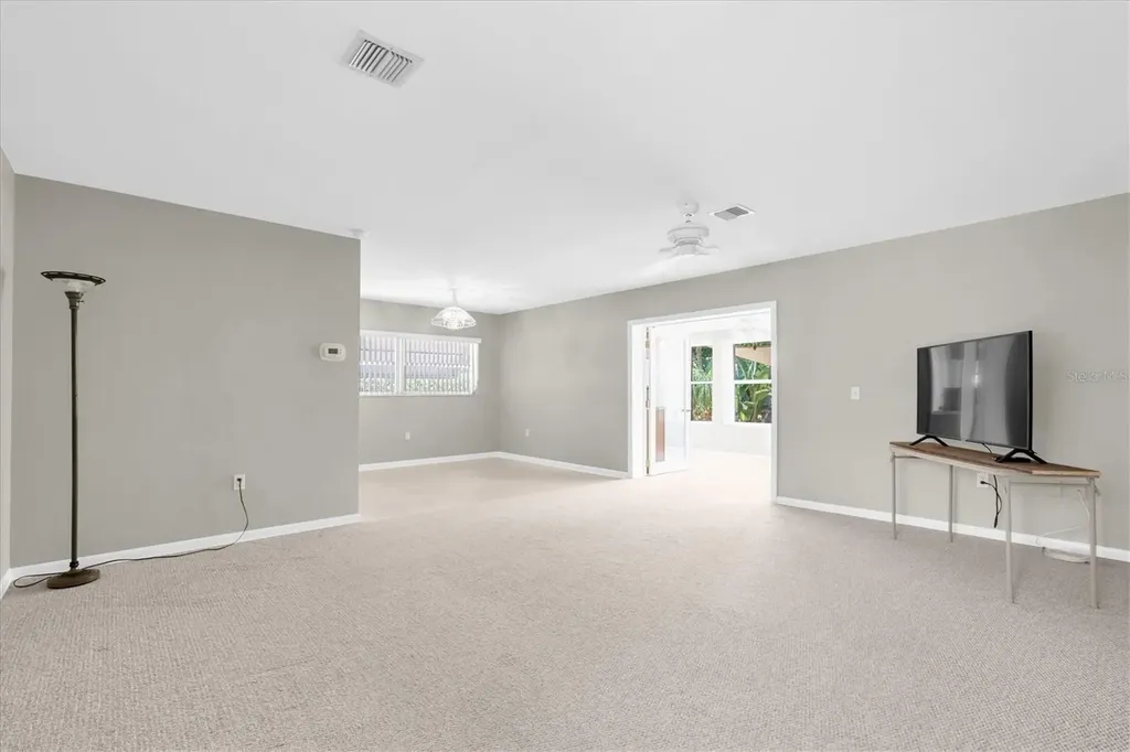 1936 Nugget Drive Clearwater FL 33755