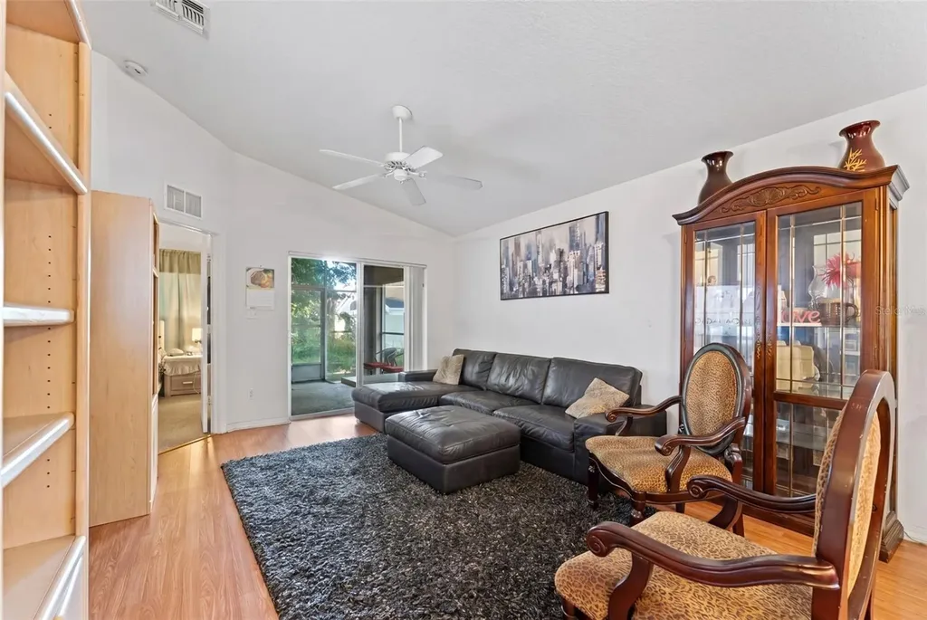 2127 Ruche Court Orlando FL 32817