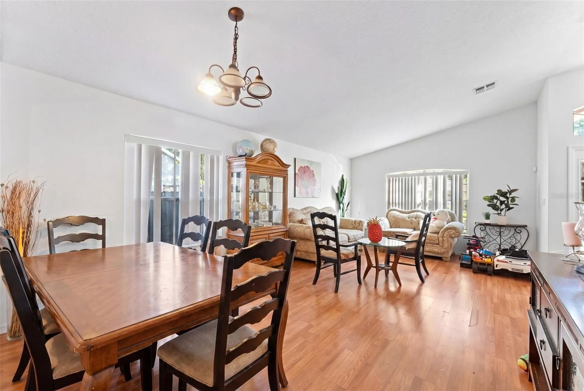 2127 Ruche Court Orlando FL 32817