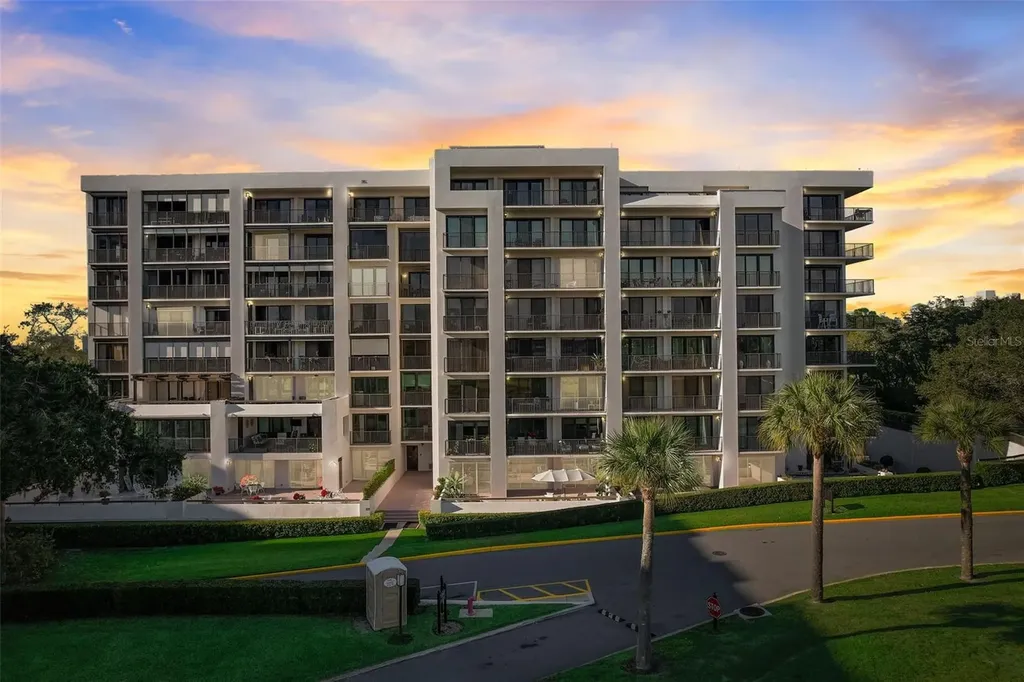 6 Belleview Boulevard Belleair FL 33756