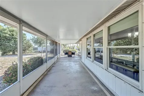 904 La Jolla Avenue Sun City Center FL 33573