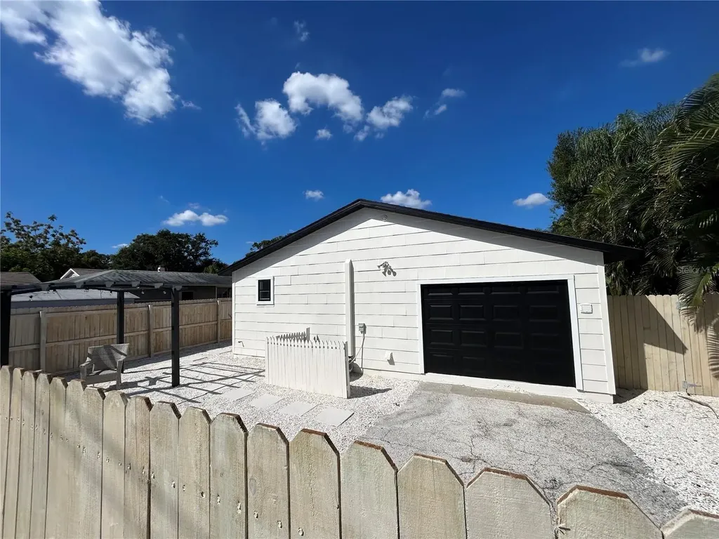 4720 7th Avenue N St Petersburg FL 33713